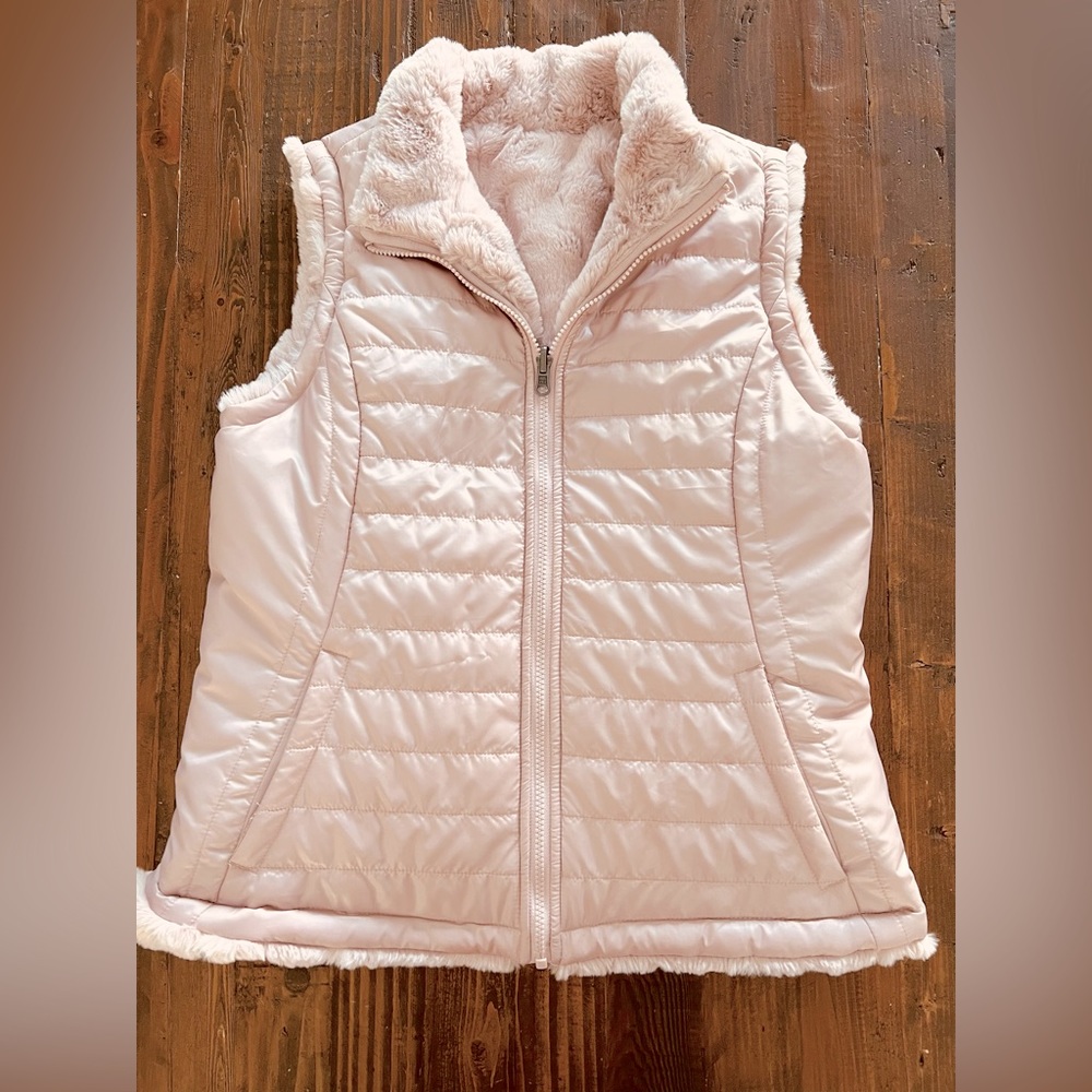 Women's Reversible Faux Fur Vest Size Medium